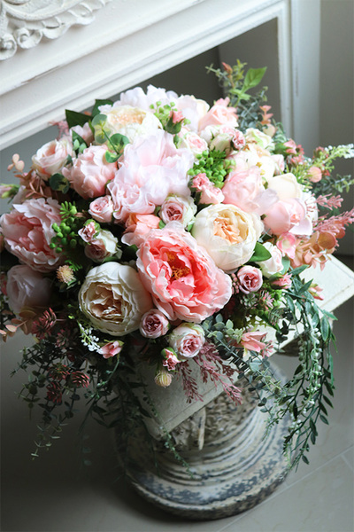 elegancka kompozycja kwiatowa, Eligia White