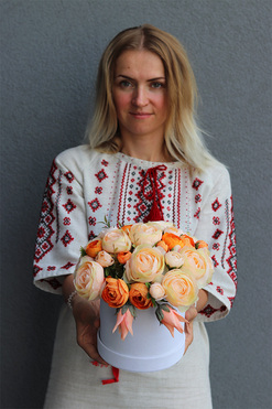 Orangina, flowerbox z pomarańczowymi kwiatami, wys.23cm 