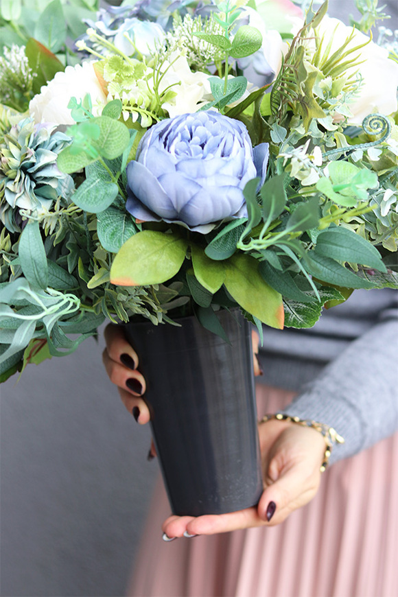 Bluebella, bukiet nagrobny w pastelowych kolorach