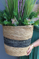 Cairo Basket, sztuczna trawa w koszu z ziołami