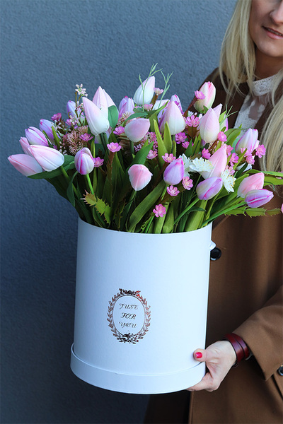 flowerbox z różowymi tulipanami, Tulippo, wys.51cm
