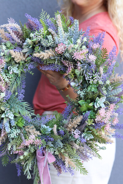 Lukrena 2, wianek dekoracyjny z lawendą i sukulentami