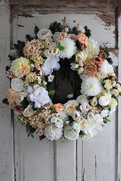 Deliana, bogaty wieniec nagrobny na igle, śr.61cm