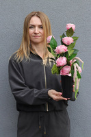 Clear Design Roses Pink, bukiet nagrobny we wkładzie