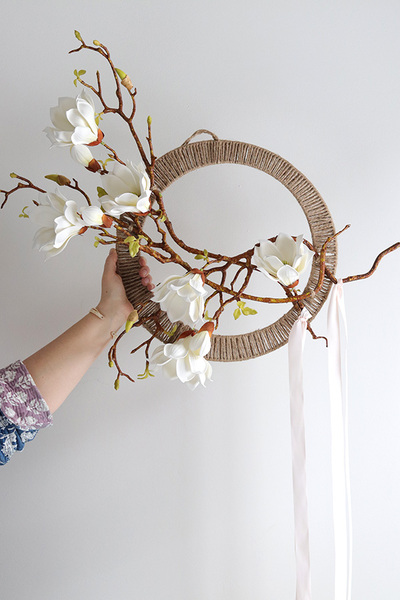 Artism Magnolia, wiosenny wianek z baziami