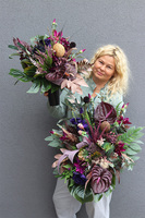 Plum Nedia, fioletowa wiązanka nagrobna