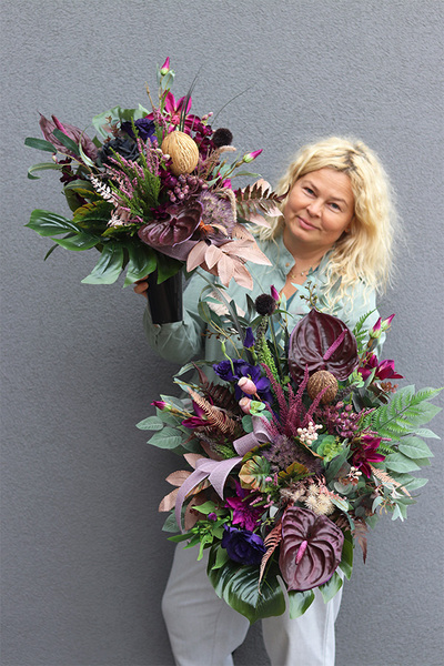 Plum Nedia, fioletowa wiązanka nagrobna