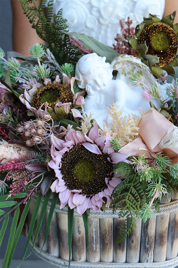 Auraliana, dekoracja nagrobna w skrzynce, wym.39x64cm