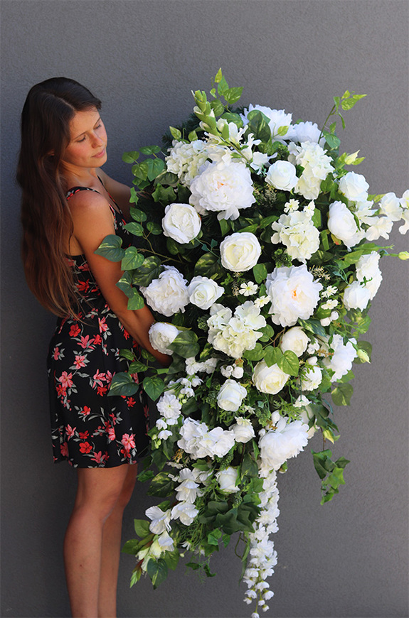 bardzo duża wiązanka nagrobna, Netra White, dł.119cm 