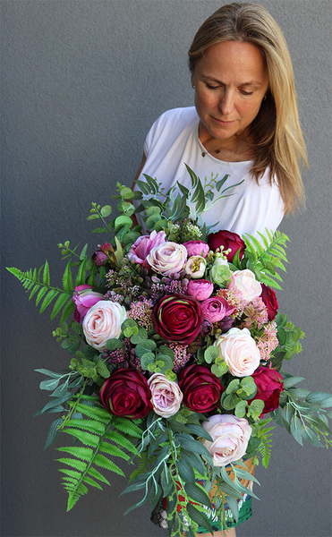 Buellia, bogaty bukiet nagrobny we wkładzie, dł.45cm 