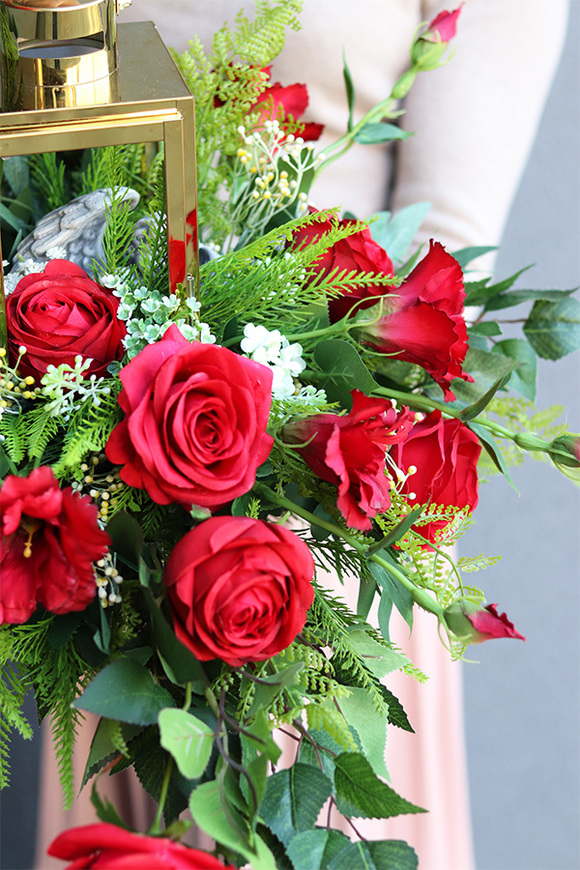 Angelo Garden Rubin Gold, lampion nagrobny z kwiatami