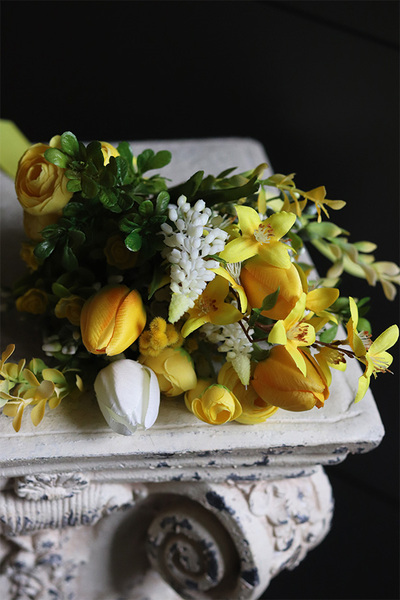 Amira, wiosenny bukiet do wazonu