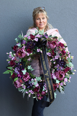 Violesta, bogaty fioletowy wieniec nagrobny, śr.70cm 
