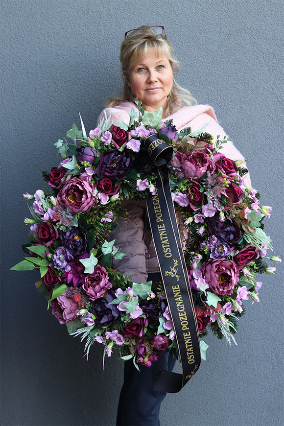 Violesta, bogaty fioletowy wieniec nagrobny, śr.70cm 
