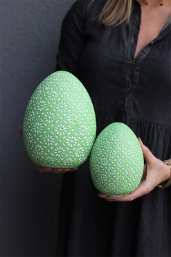 Heavy Green, jajko wielkanocne figurka beton A, wys.20cm
