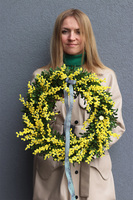 Mimosis, wiosenny wianek na drzwi z mimozy