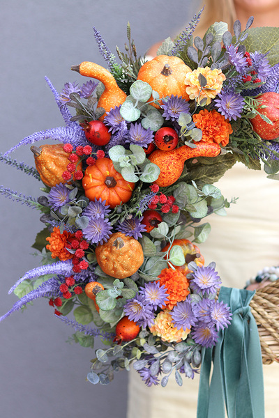 Jesienna Kraina, asymetryczny jesienny wianek na drzwi, śr.46cm