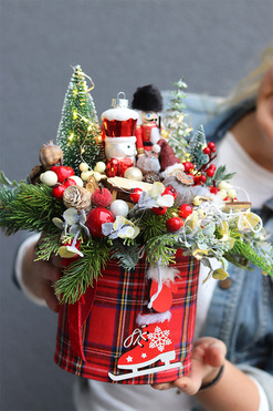flowerbox świąteczny, Dziadek do Orzechów Mini 2, wym.34x33cm