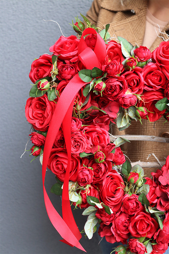 Red Flowers, komplet dekoracji nagrobnych