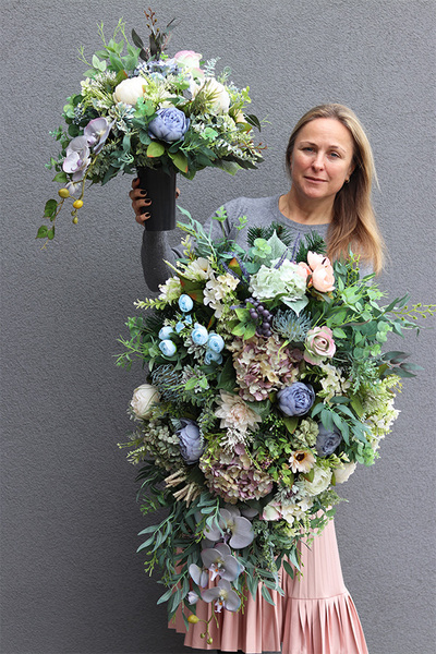 Bluebella, wiązanka nagrobna w pastelowych kolorach