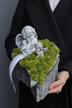 Anielskie Pożegnanie, stroik nagrobny serce, wym.21x32x20cm 