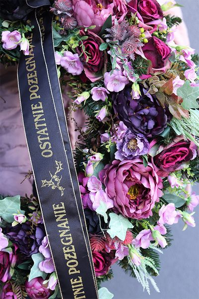 Violesta, bogaty fioletowy wieniec nagrobny, śr.70cm 