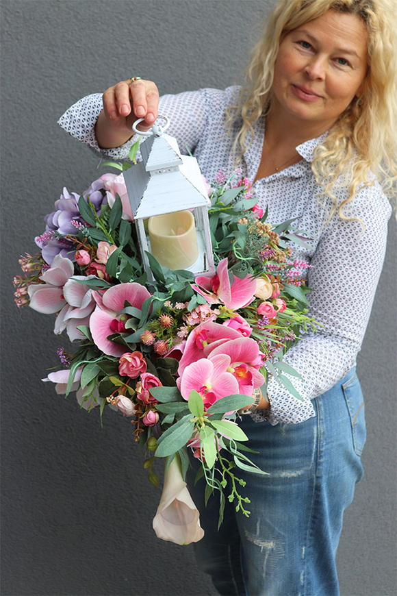 Amalanti, kompozycja nagrobna serce z latarenką