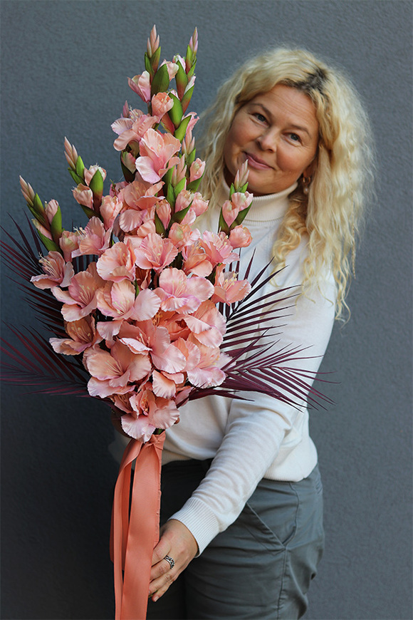 Mieczyki Mortario, bukiet nagrobny do położenia