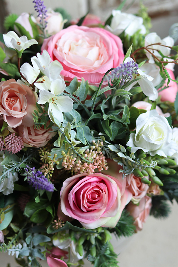 Rossalinda, welurowy flowerbox z różowymi kwiatami, wym.43x44cm 