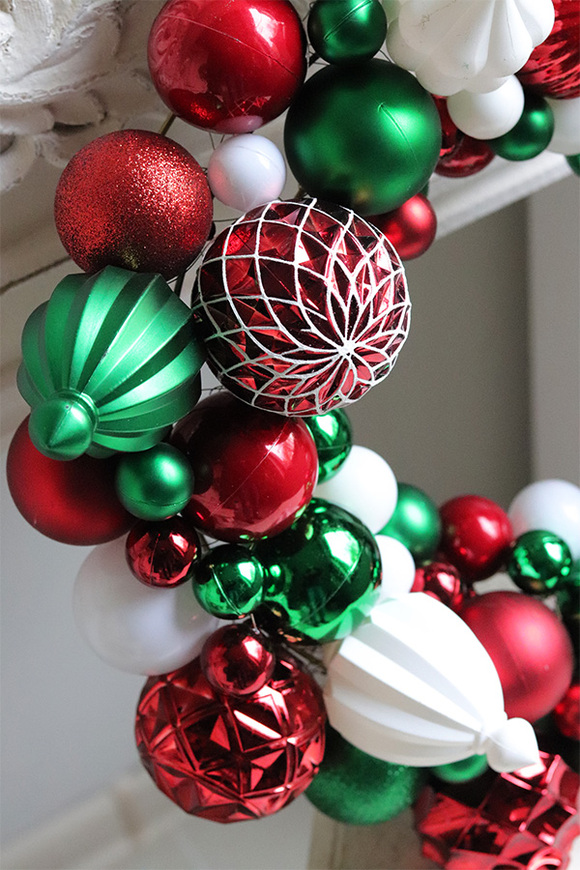 wianek bożonarodzeniowy Bombki	