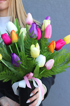 Tulipany Kolorowe, bukiet nagrobny we wkładzie do wazonu, dł.50cm