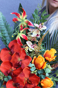 Orangita 2, bukiet nagrobny we wkładzie, dł.62cm