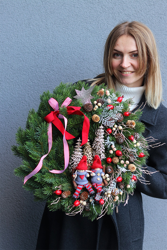 Skrzaty na Huśtawace, wysokiej jakości bożonarodzeniowy wianek, śr.45cm