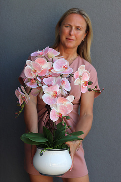 Różowe Lato, gumowy storczyk w donicy glamour, wys.61cm