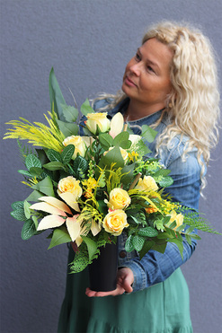 bukiet nagrobny Złota Róża, wym.55cm