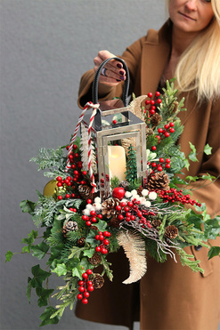 Angelo Winter Red, srebrny lampion nagrobny ze świecą LED, wys.38cm 