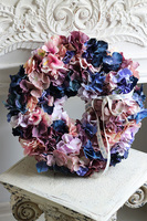 Hortensja Blue Mix, wianek z hortensji na drzwi