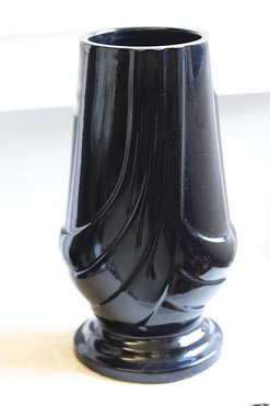 Czerń Żałobna D, ciężki flakon nagrobny, wys.30cm 