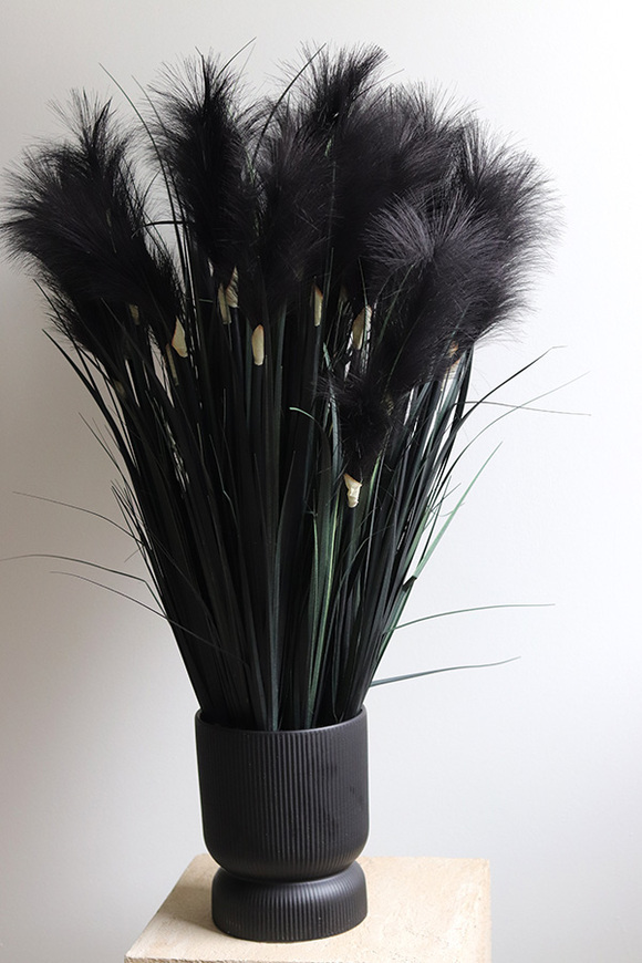 Black Grass, sztuczna czarna trawa w donicy