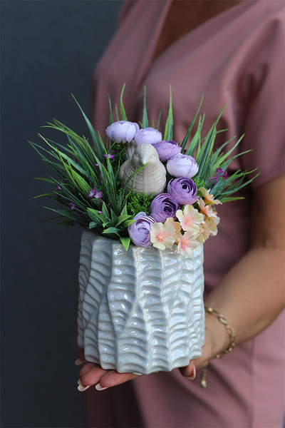 Ptak w Gnieździe, dekoracja z ptaszkiem w perłowej donicy