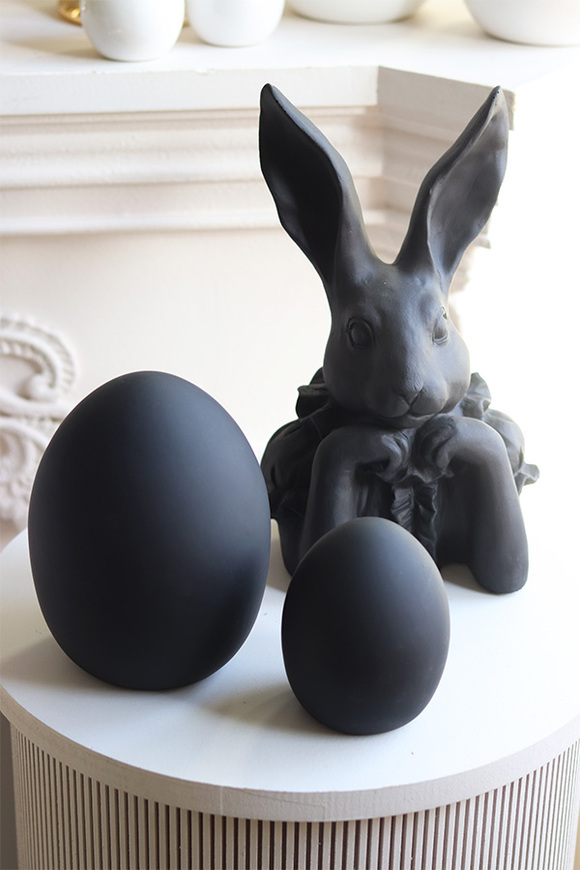Black Egg, jajko wielkanocne figurka, wys.17cm