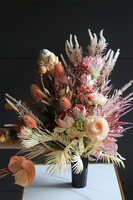 Mortario Protea, nowoczesny bukiet nagrobny do wazonu