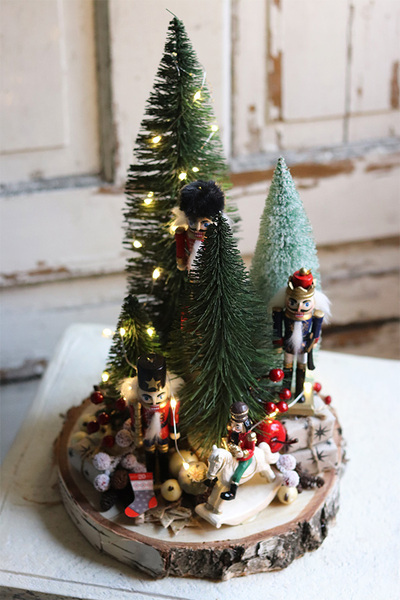 atrakcyjny świąteczny stroik na brzozie Zielona Kraina, wym.38x24cm