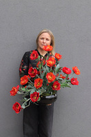 Maki Artista, kompozycja nagrobna w naczyniu