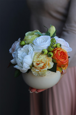 Gedda, kompozycja kwiatowa, wym.24x30cm 