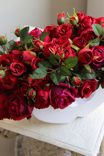 Miłość, flowerbox w kształcie serc