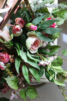 Angelo Garden Roses, kompozycja nagrobna z miedzianym lampionem, wys.53cm