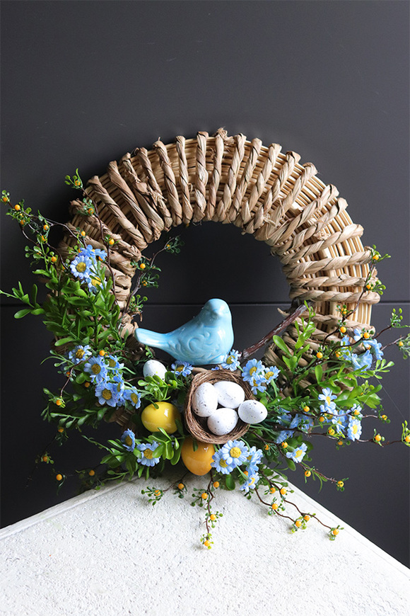 Blue Bird Spring, wiosenny wianek dekoracyjny
