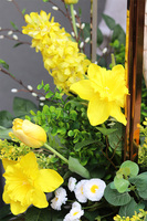 Angelo Garden Spring, lampion nagrobny z kwiatami