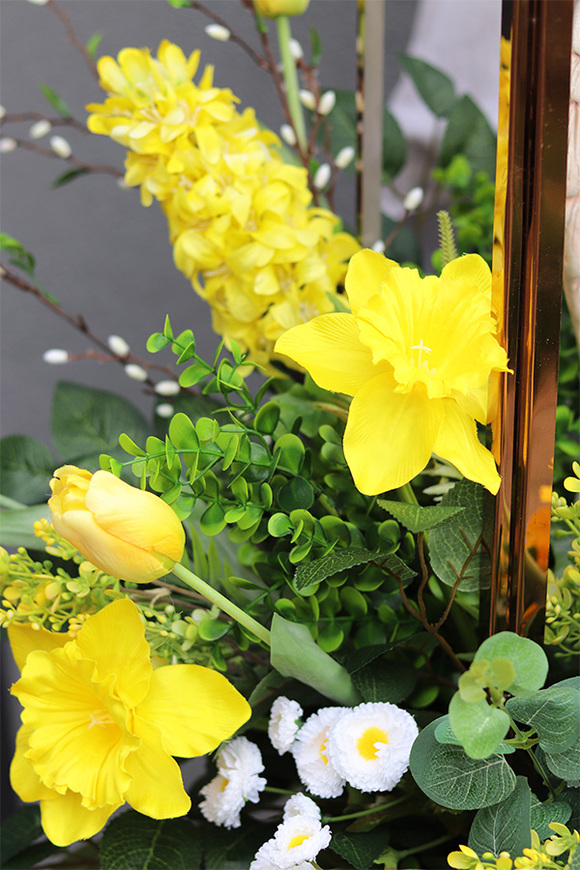 Angelo Garden Spring, lampion nagrobny z kwiatami